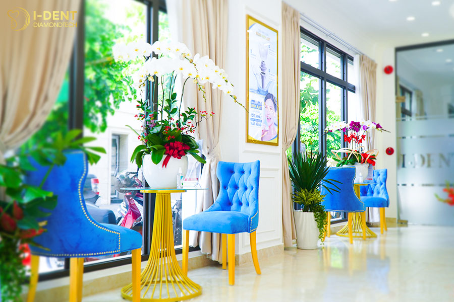 Khu vực chờ tư vấn 1:1, đảm bảo sự riêng tư cho khách hàng.