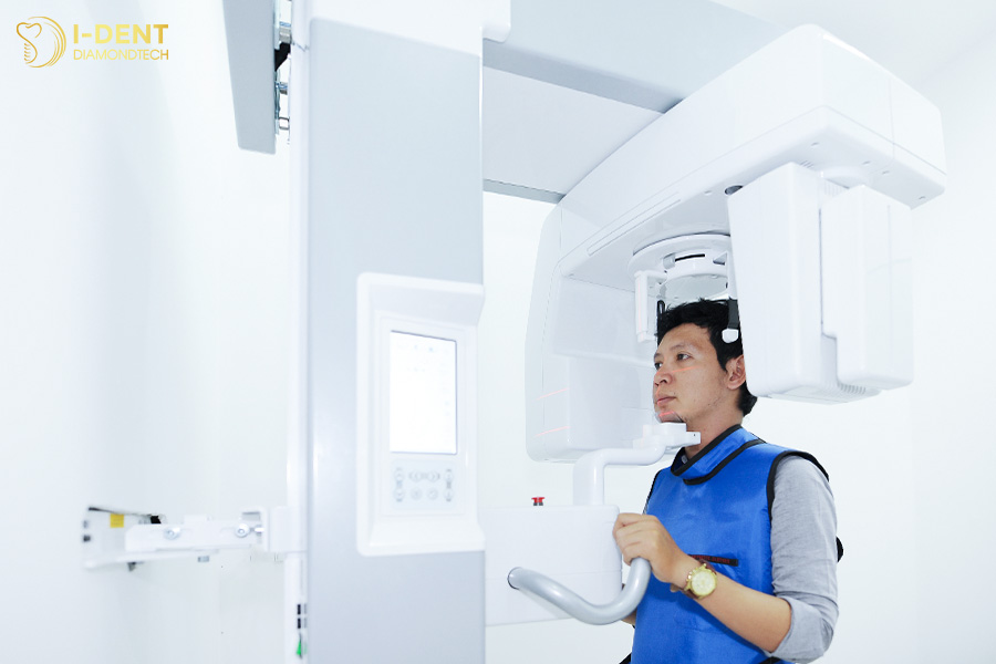 Thiết bị mang đến hình ảnh 3D sắc nét, cho phép chẩn đoán chính xác và nhanh chóng tình trạng răng miệng.